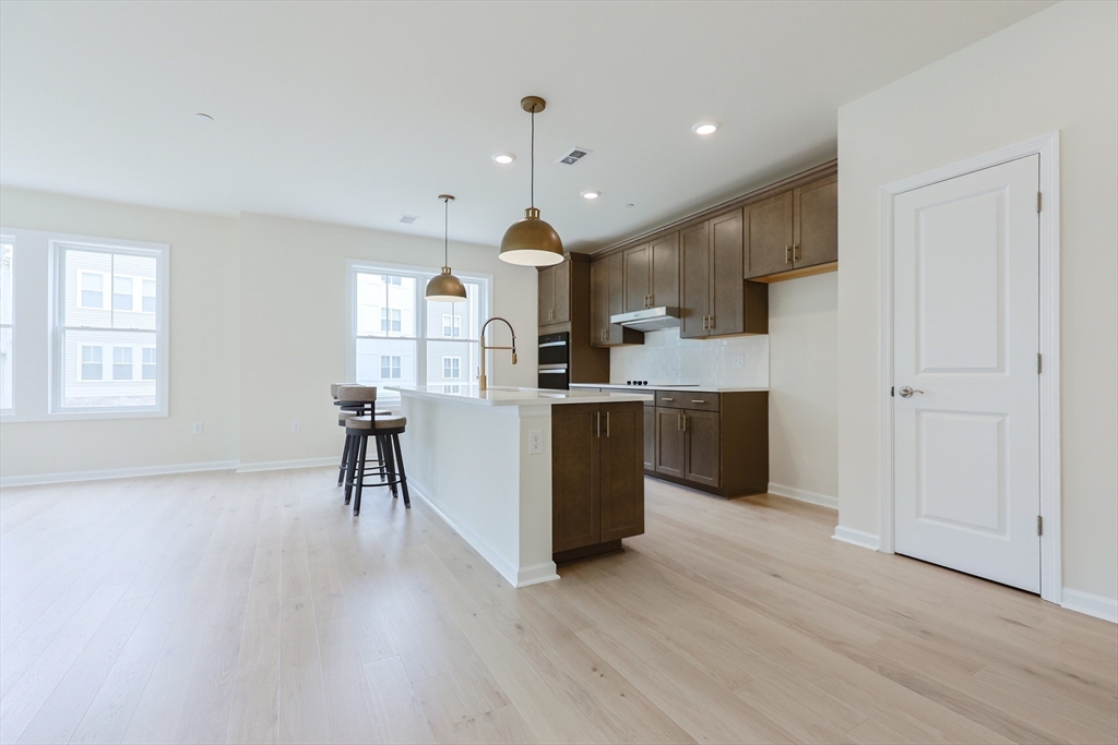 4 Winslow Lane 213