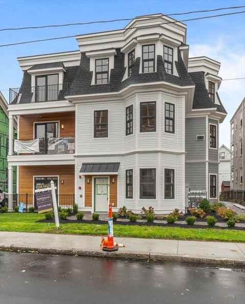 Photo of 33 Pearl St #4, Boston, MA 02125 (MLS # 73444218)