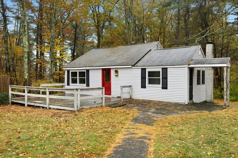 Photo of 4 Winters Drive, Westminster, MA 01473 (MLS # 73450354)