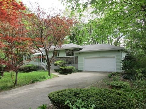 Photo of 178 Beethoven Ave #-, Newton, MA 02468 (MLS # 73484589)