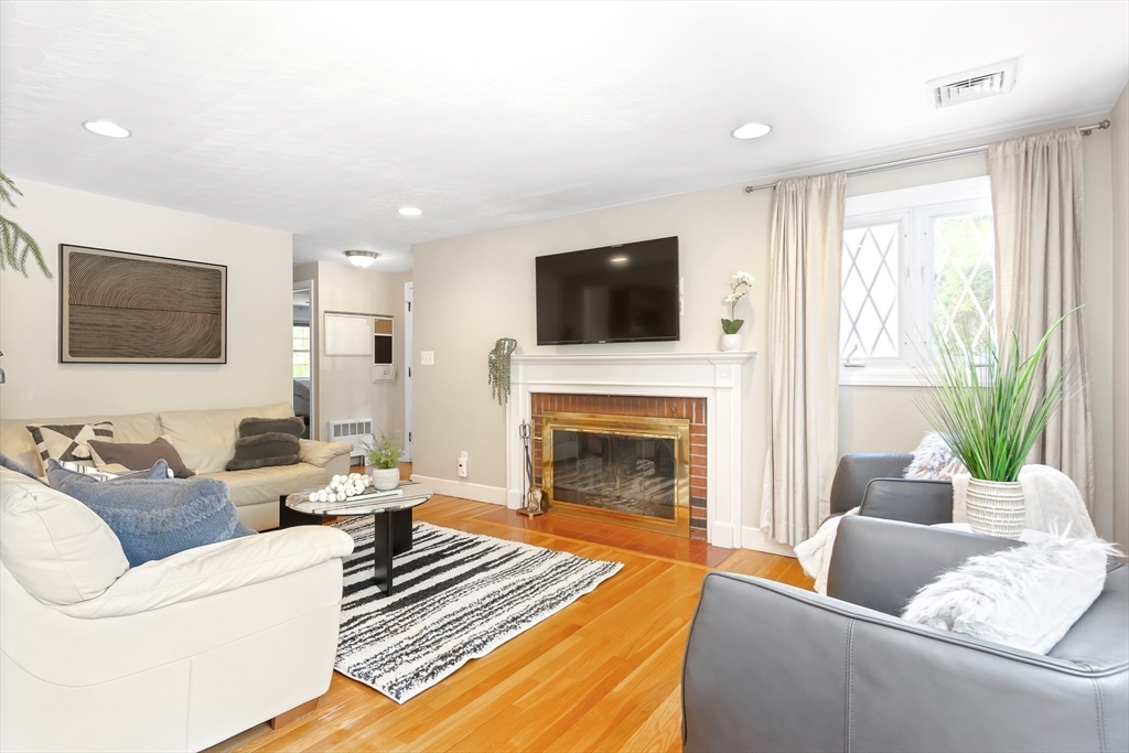 51 Avon Circle
