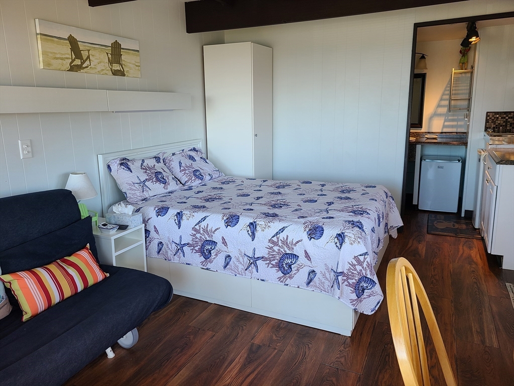 169 Shore Rd 5