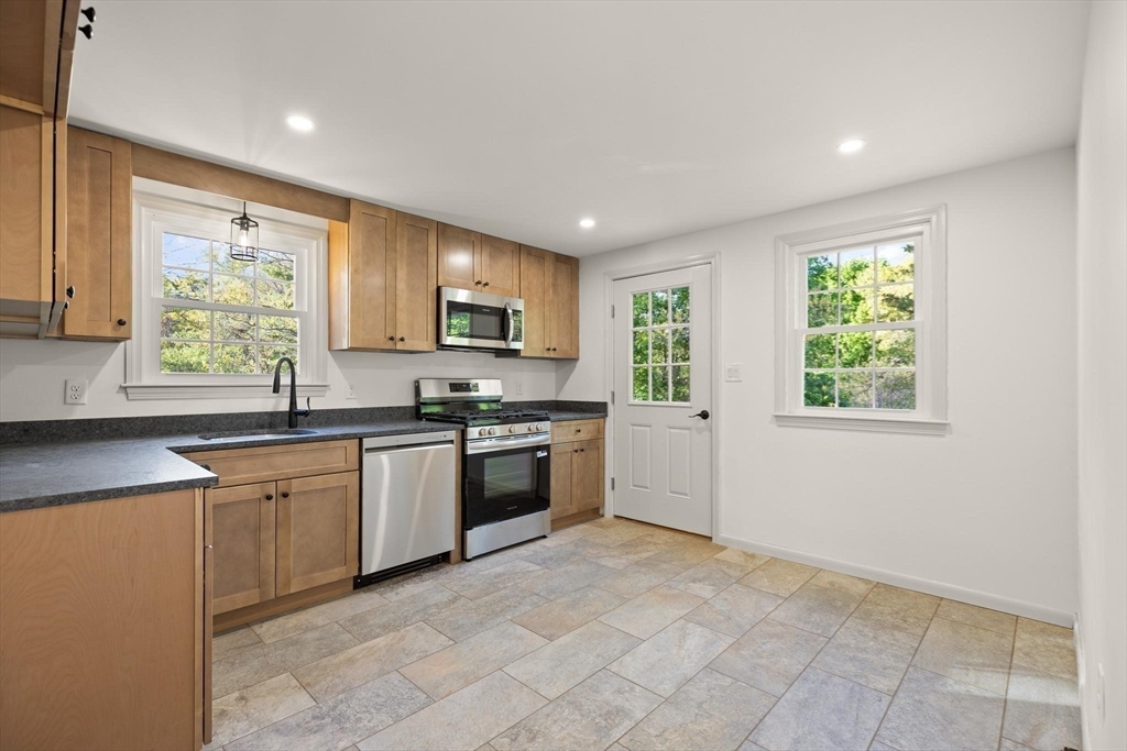 70 Cook Street, Billerica, MA Photo #7