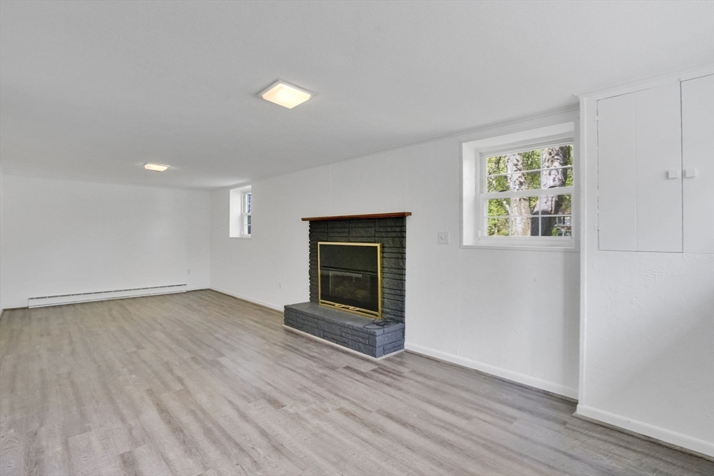 1214 Longmeadow St, Longmeadow, MA Photo #26