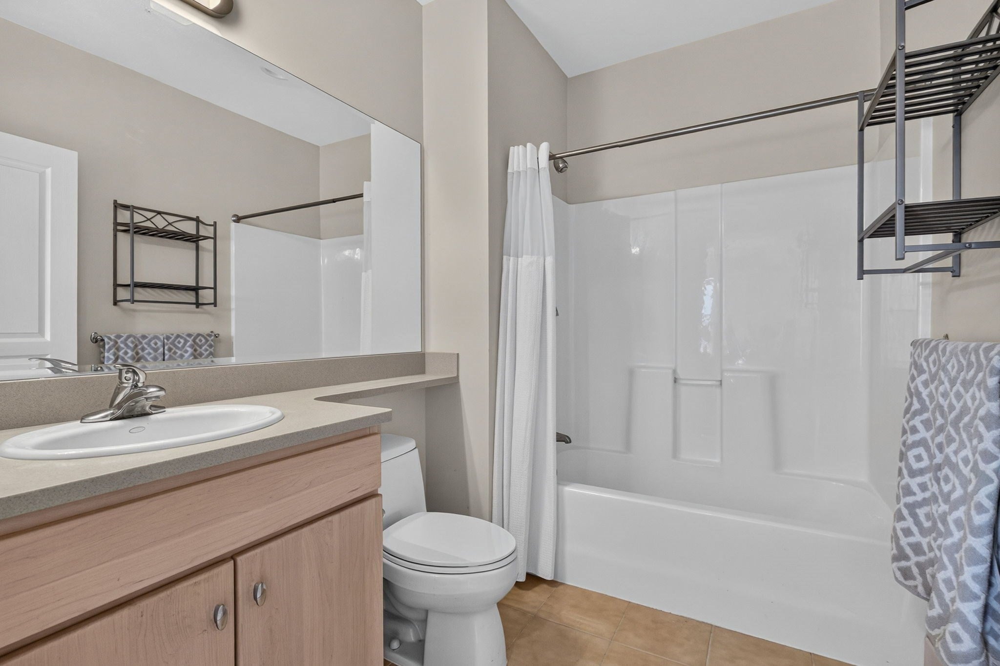 5 Repton Cir #5213, Watertown, MA, 5 Repton Cir #5213, Watertown, MA Photo #18