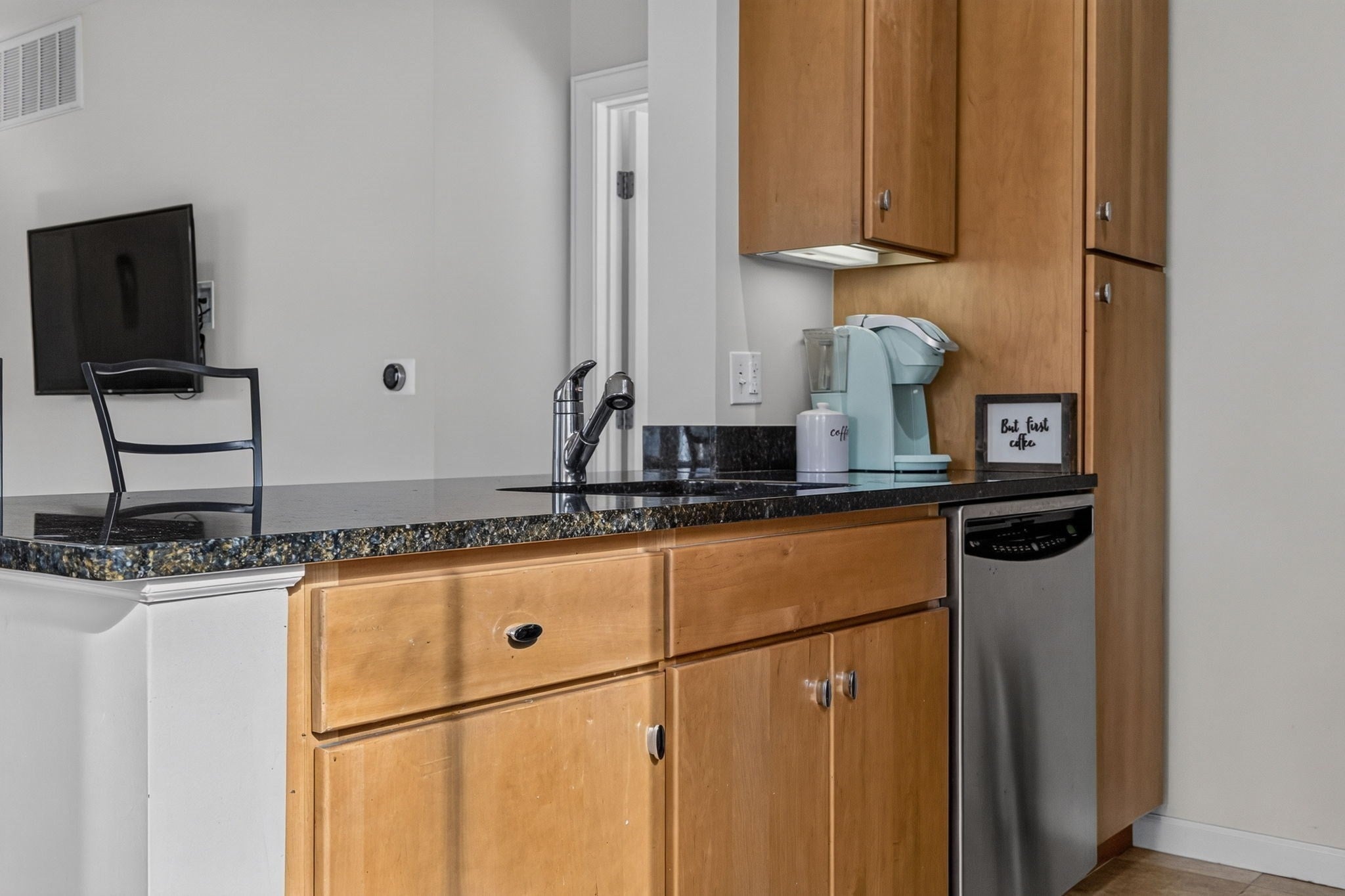 5 Repton Cir #5213, Watertown, MA, 5 Repton Cir #5213, Watertown, MA Photo #11