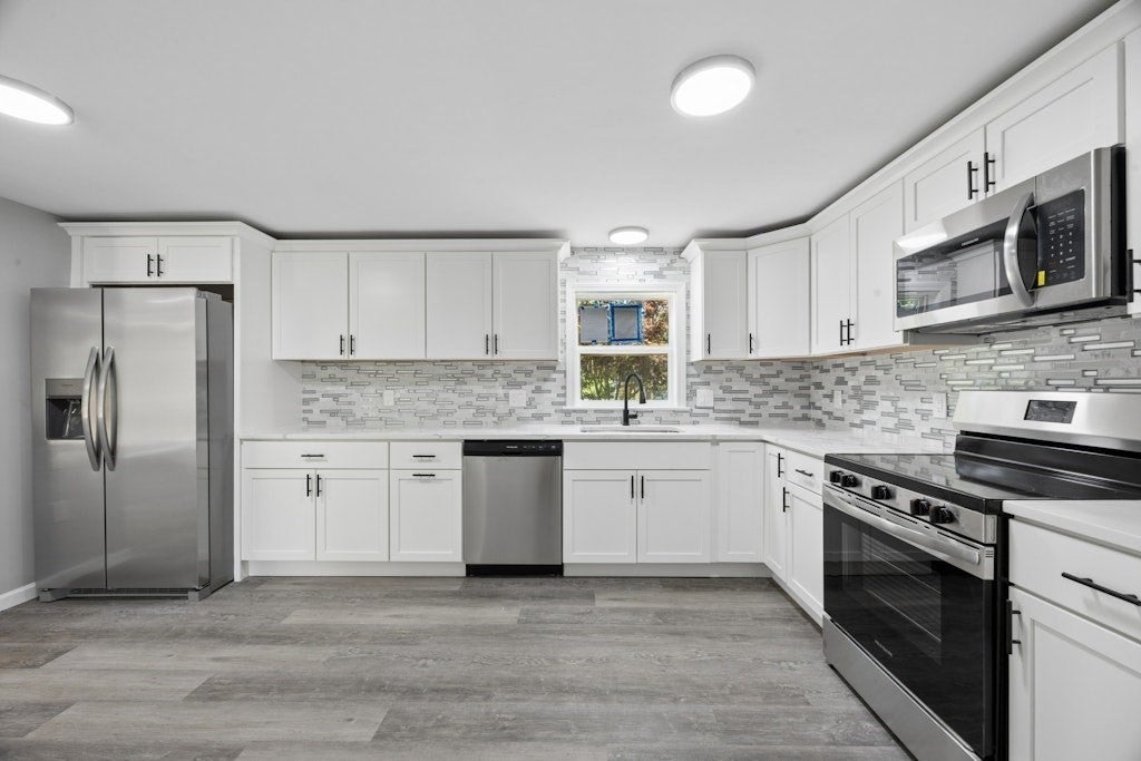 638 Pleasant Street