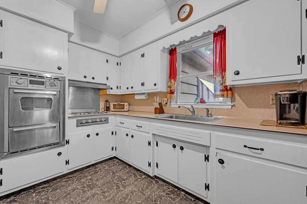 63 Wayside Rd, Worcester, MA, 63 Wayside Rd, Worcester, MA Photo #6