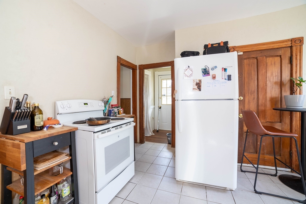 74 Green Hill Pkwy 1