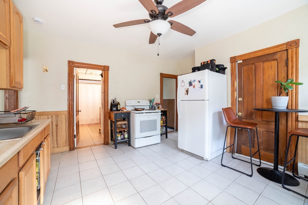 74 Green Hill Pkwy 1