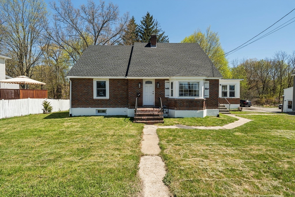 633 Main Street