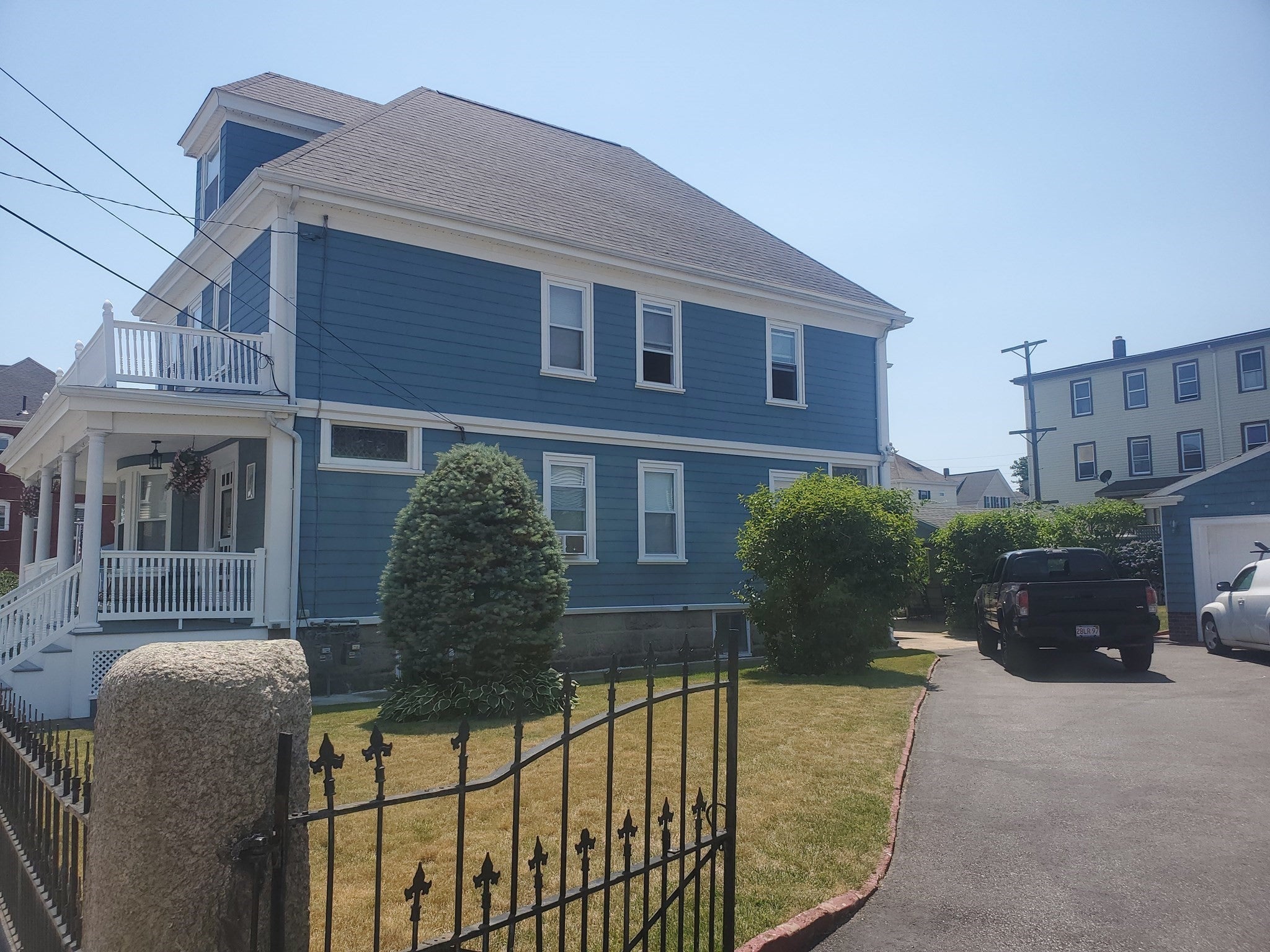 9 Briggs St