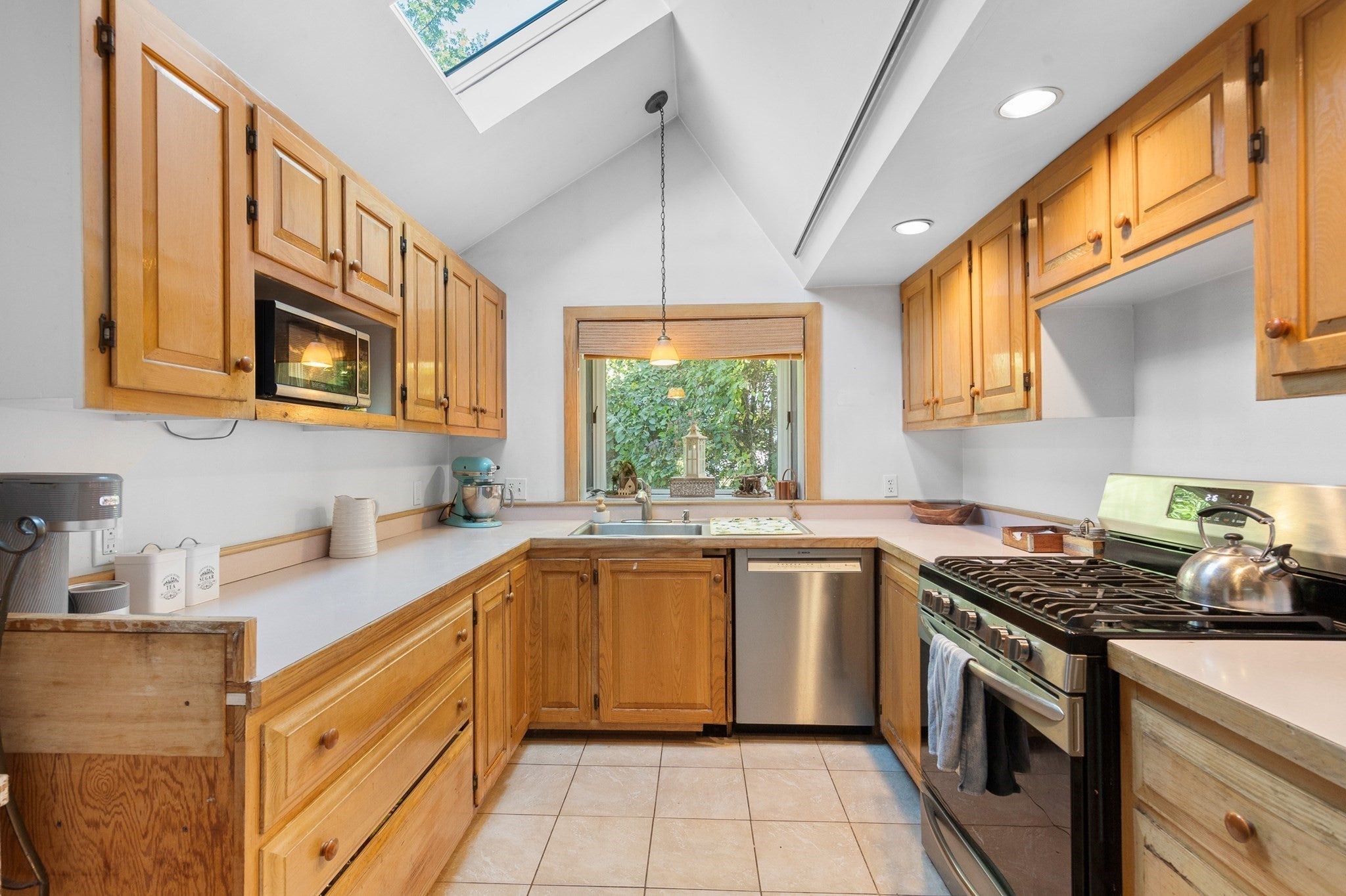 3 Rockwood Ln, Gloucester, MA, 3 Rockwood Ln, Gloucester, MA Photo #24