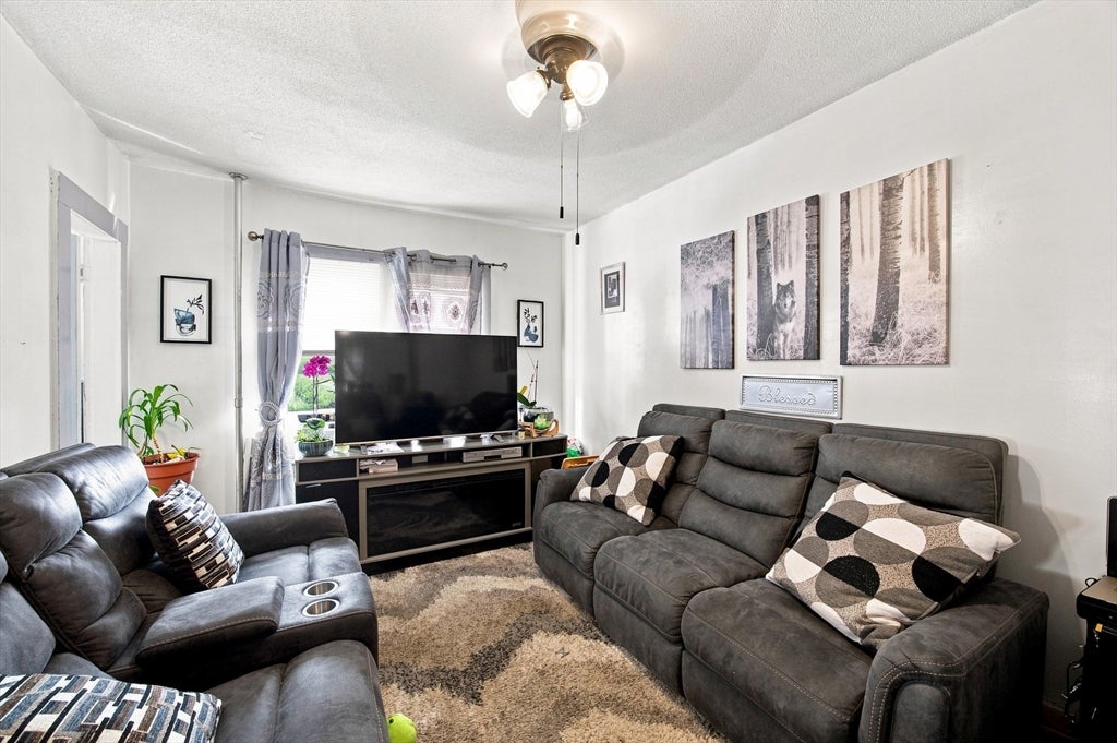 250-252 Winsor Street, Ludlow, MA Photo #14