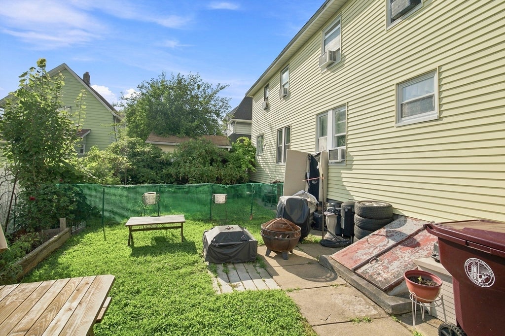 250-252 Winsor Street, Ludlow, MA Photo #20