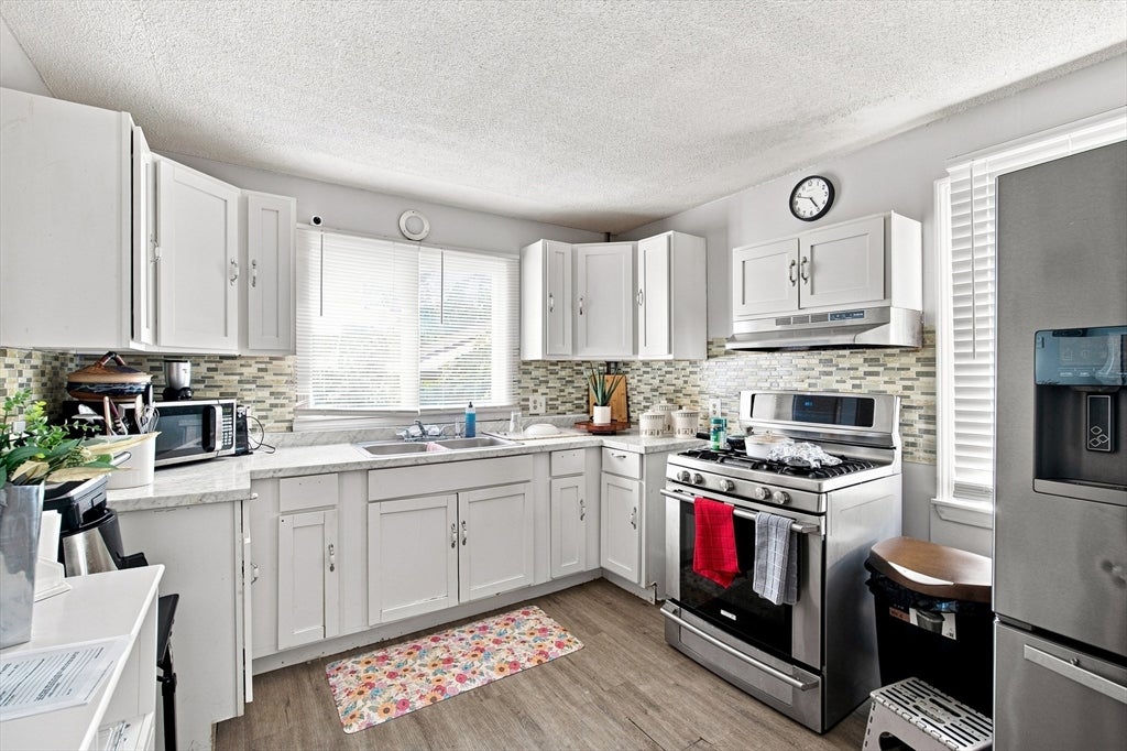 250-252 Winsor Street, Ludlow, MA Photo #23