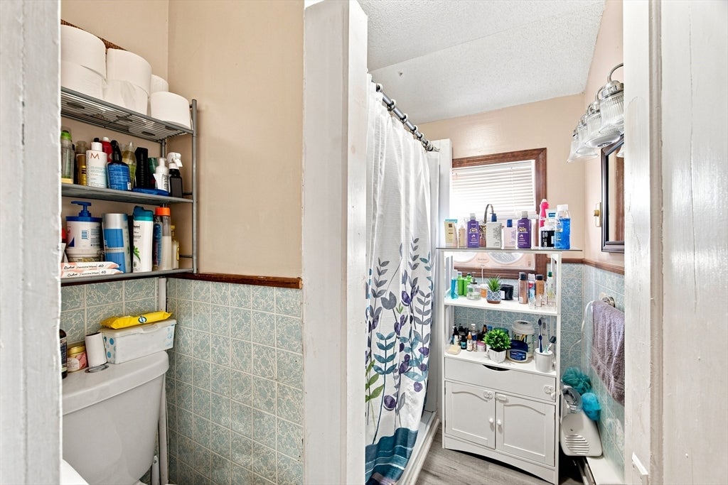 250-252 Winsor Street, Ludlow, MA Photo #9