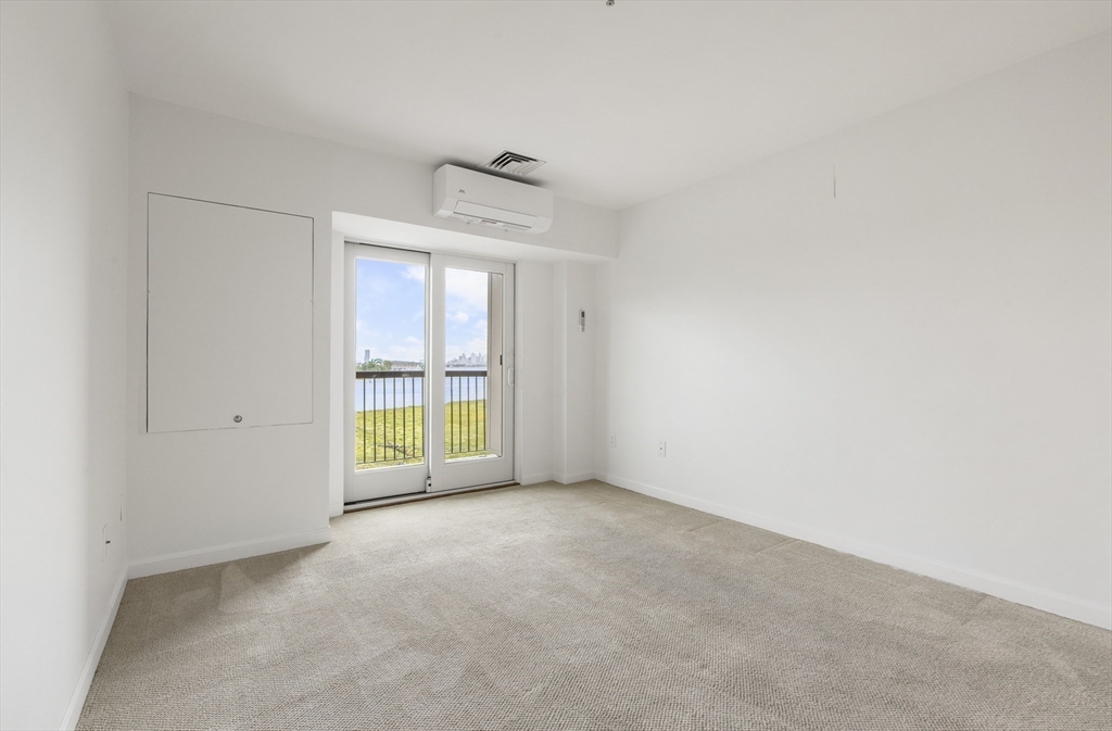 Quincy, Massachusetts 02171, United States, 1 Bedroom Bedrooms, ,1 BathroomBathrooms,Residential,Active,201832