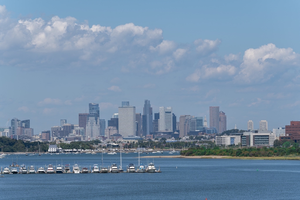 Quincy, Massachusetts 02171, United States, 1 Bedroom Bedrooms, ,1 BathroomBathrooms,Residential,Active,201832