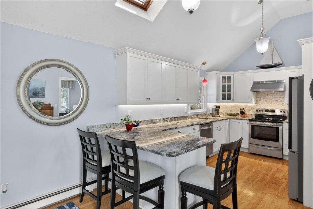 3 Crestview Dr