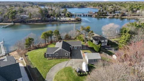 30 Captain Nickerson Ln Dennis MA 02660