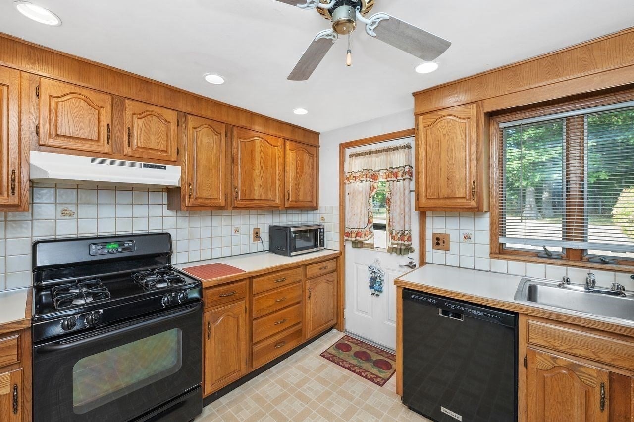 195 Temple Road, Waltham, MA, 195 Temple Road, Waltham, MA Photo #21