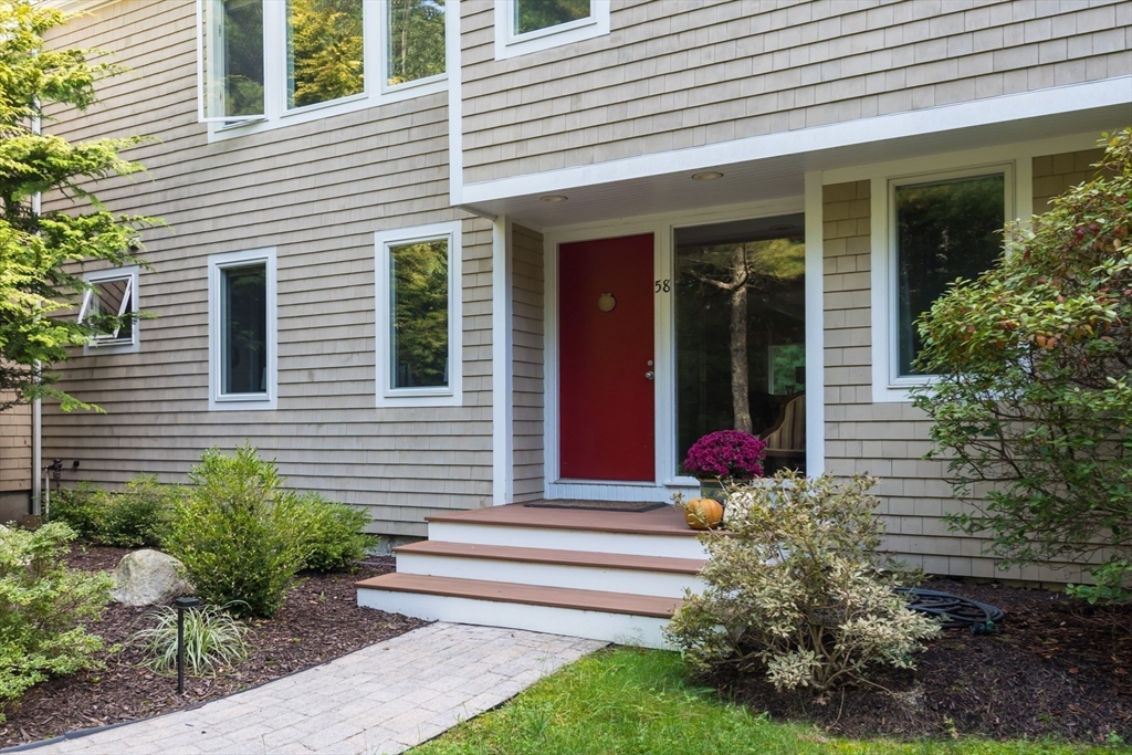 58 Delano Rd