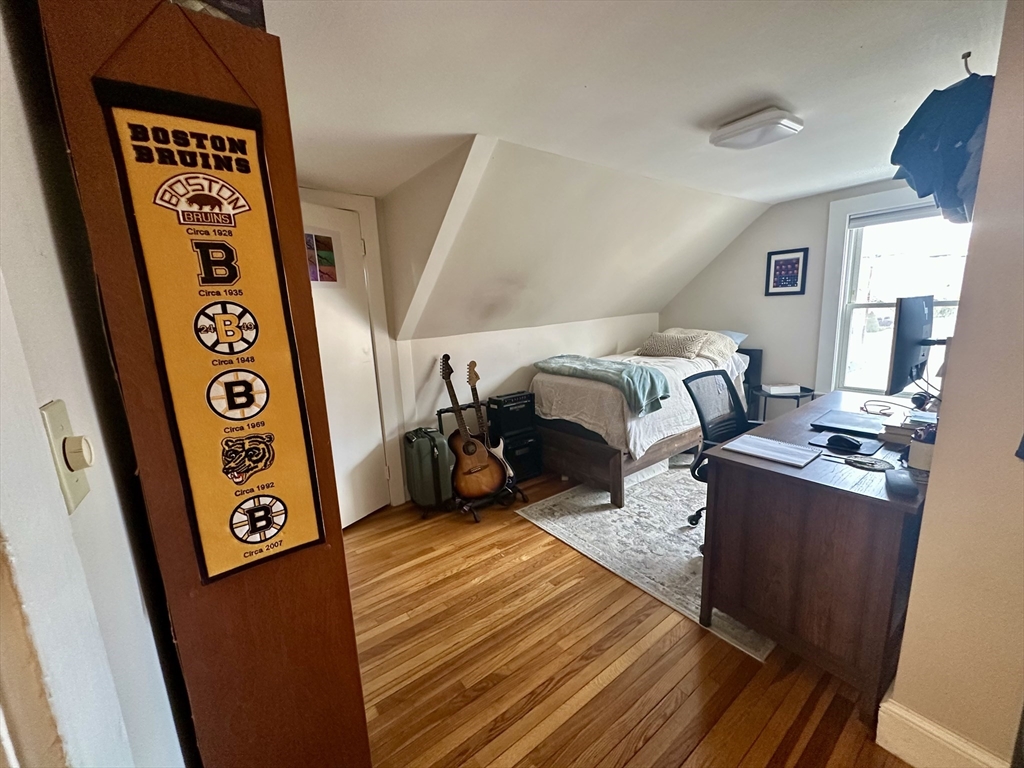 56-58 Lexington St 56