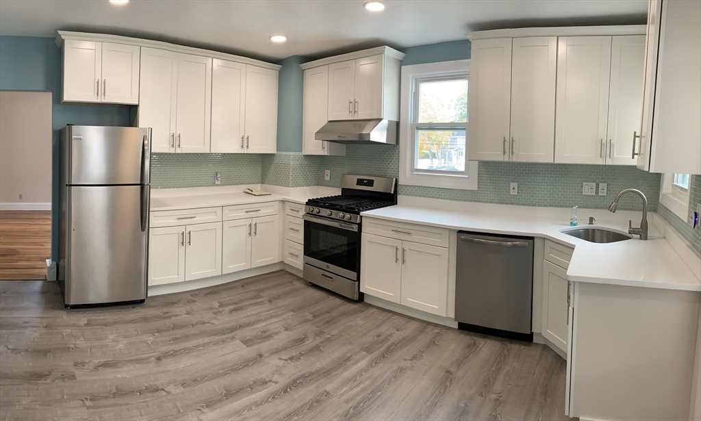 56-58 Lexington St 56