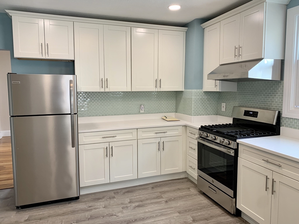 56-58 Lexington St 56