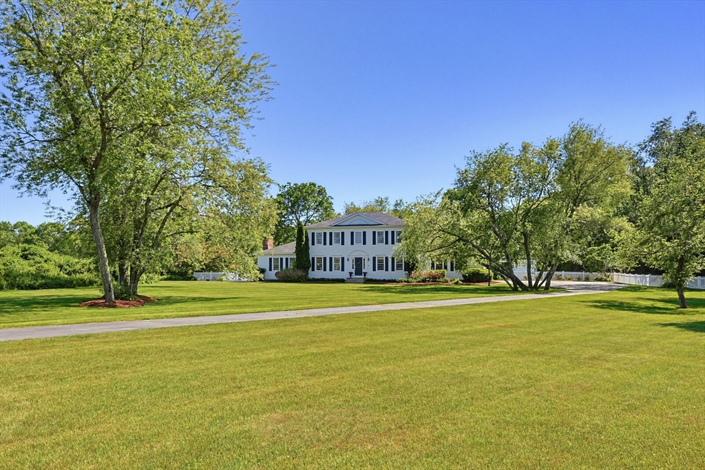 523 Old Westport Rd