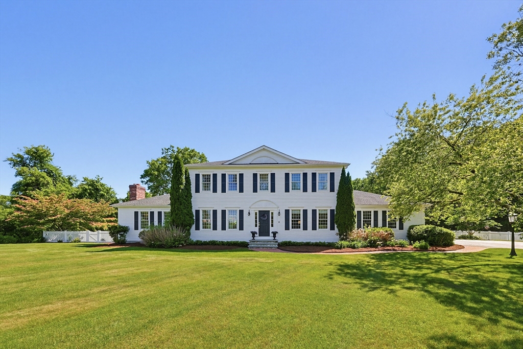 523 Old Westport Rd