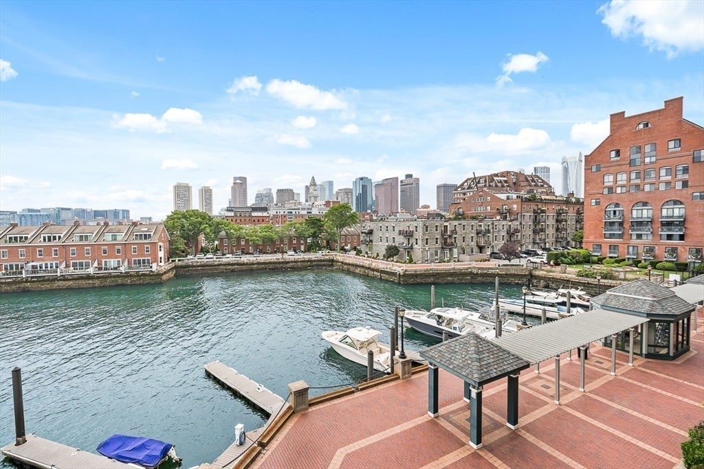 40 Battery St 309