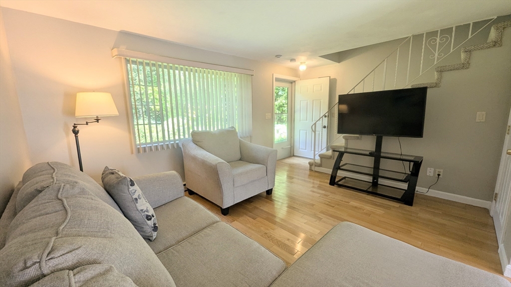 43 Bulfinch St 3