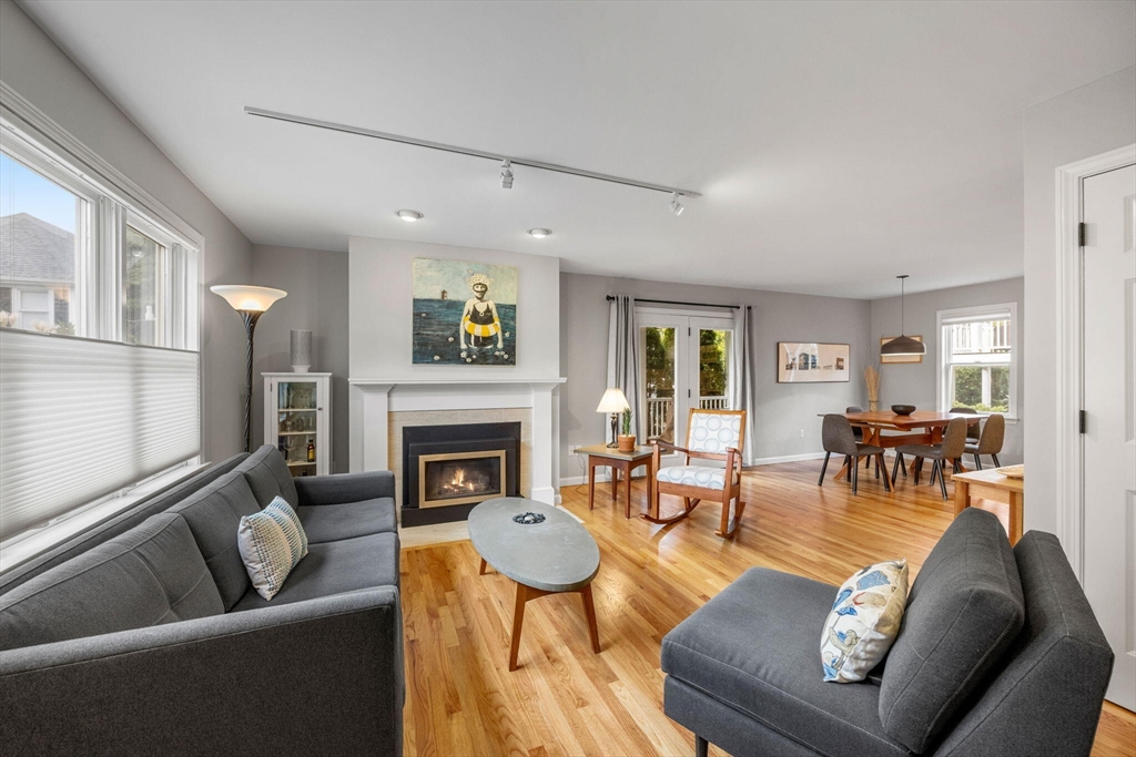 50A Harry Kemp Way Unit 2