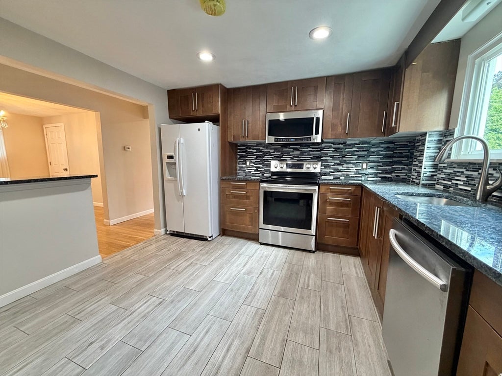 39 Townly Rd Watertown RD #1, Watertown, MA, 39 Townly Rd Watertown RD #1, Watertown, MA Photo #7
