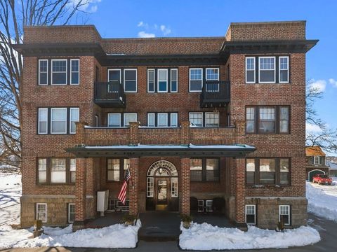 138 Main St 13 Fairhaven MA 02719