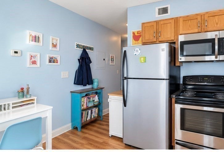 10 Malta St #4, Hull, MA, 10 Malta St #4, Hull, MA Photo #9
