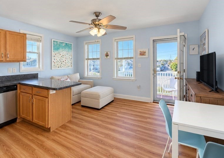 10 Malta St #4, Hull, MA, 10 Malta St #4, Hull, MA Photo #7
