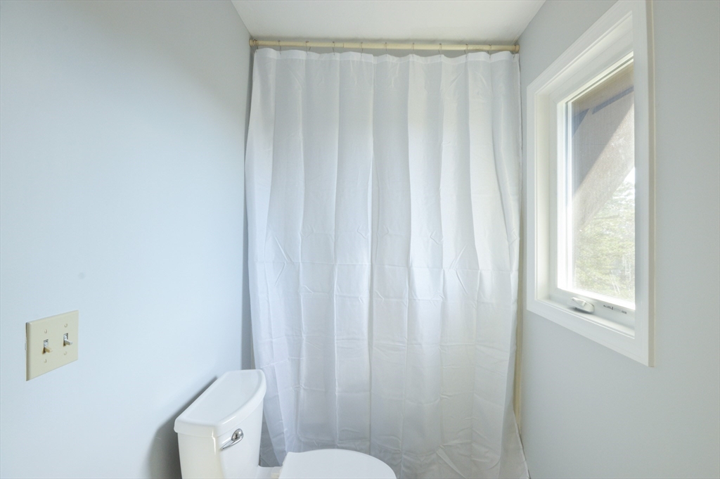 Bourne, Massachusetts 02532, United States, 2 Bedrooms Bedrooms, ,2 BathroomsBathrooms,Residential,Active,23964