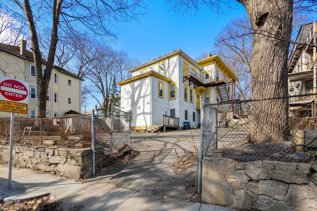 93 Sedgwick Street