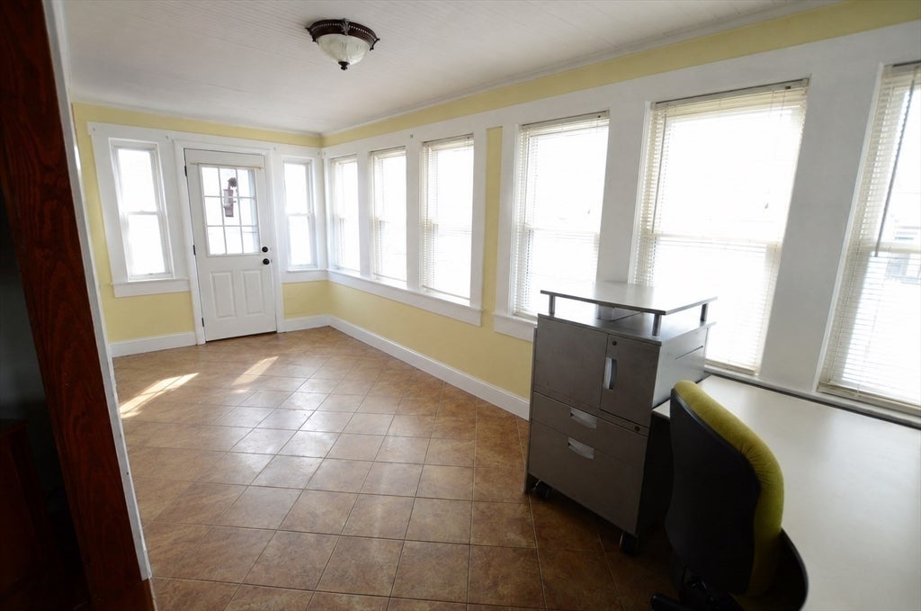 21 Avalon St, Stoughton, MA, 21 Avalon St, Stoughton, MA Photo #8