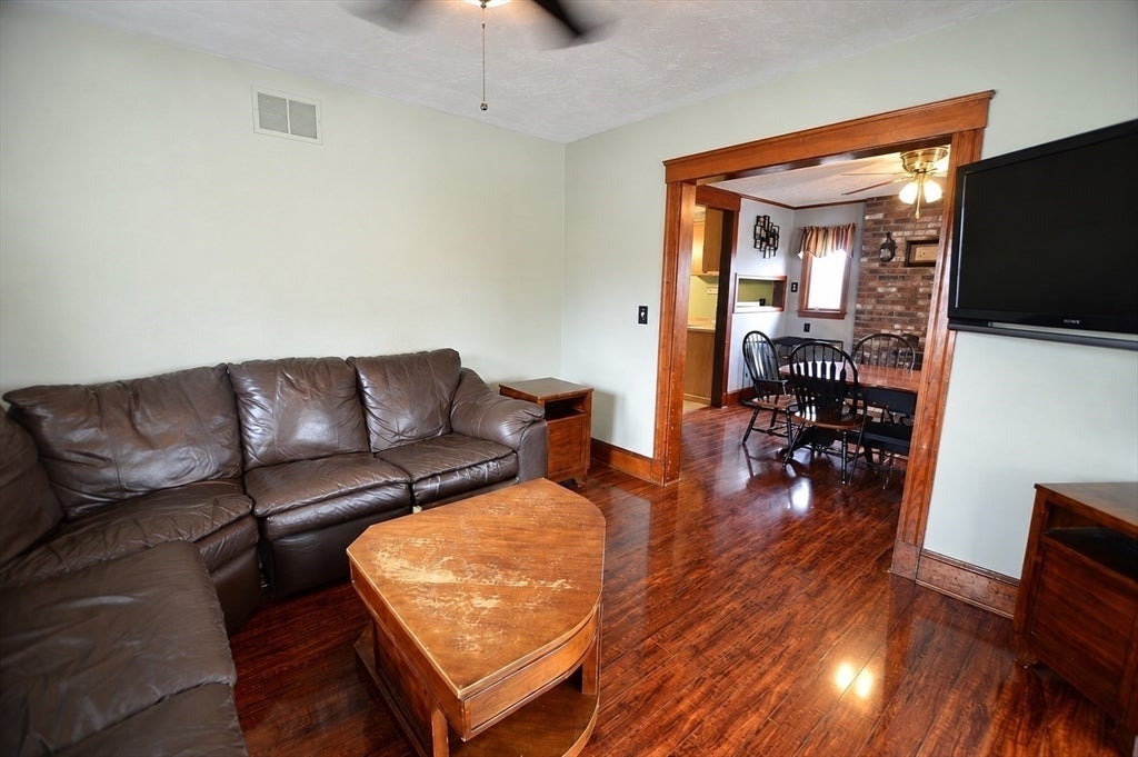 21 Avalon St, Stoughton, MA, 21 Avalon St, Stoughton, MA Photo #7