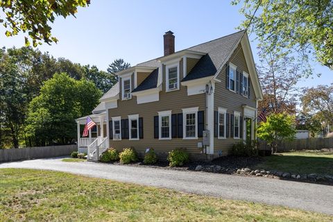 Photo of 102 Centre St, Danvers, MA 01923 (MLS # 73471296)