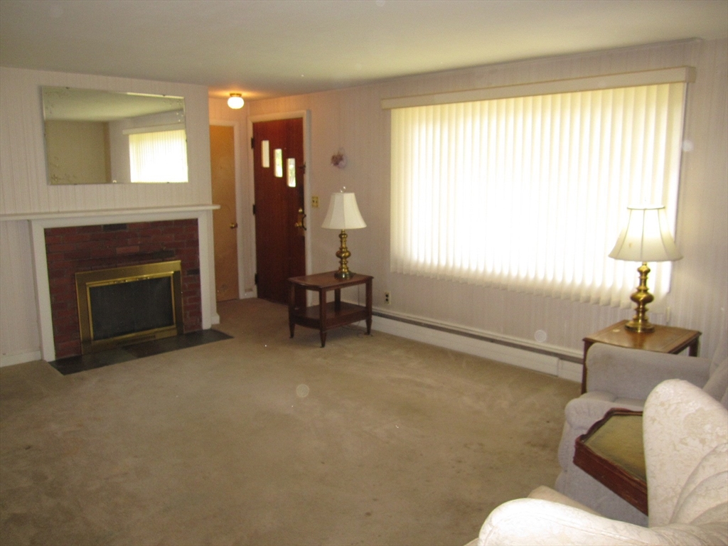 15 Lilian Road