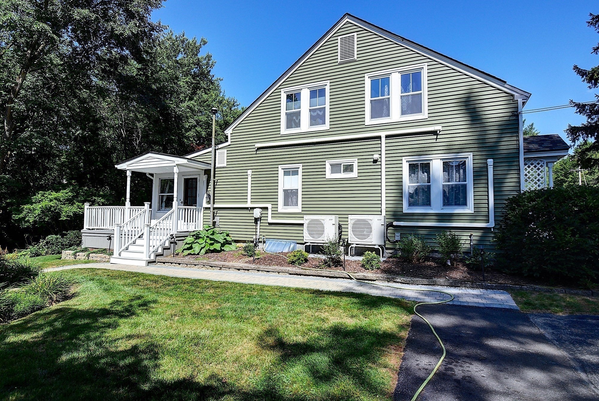 647 Main Street A
