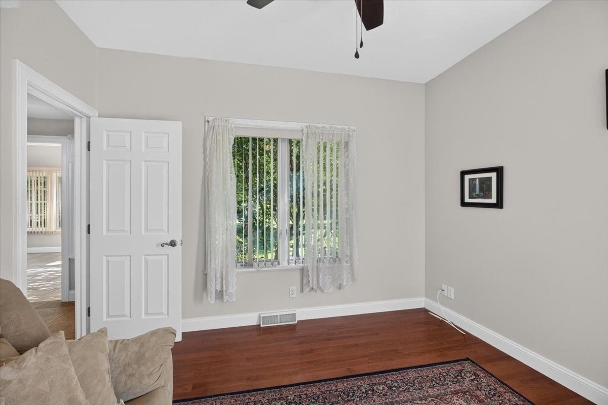 31 Hillcrest Cir, Westfield, MA, 31 Hillcrest Cir, Westfield, MA Photo #26