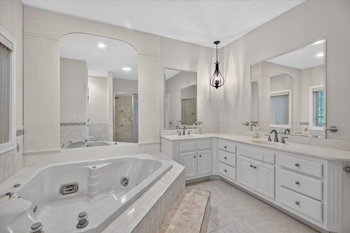 31 Hillcrest Cir, Westfield, MA, 31 Hillcrest Cir, Westfield, MA Photo #17