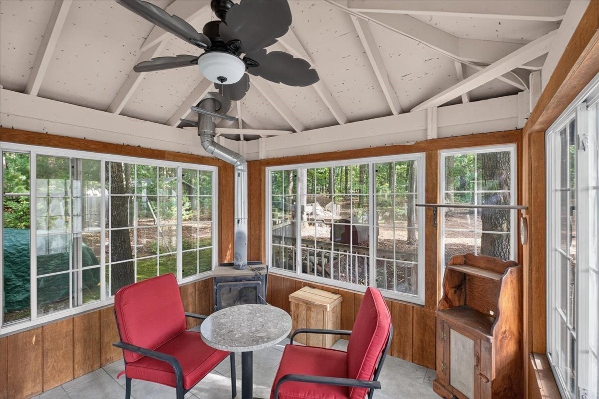 31 Hillcrest Cir, Westfield, MA, 31 Hillcrest Cir, Westfield, MA Photo #33