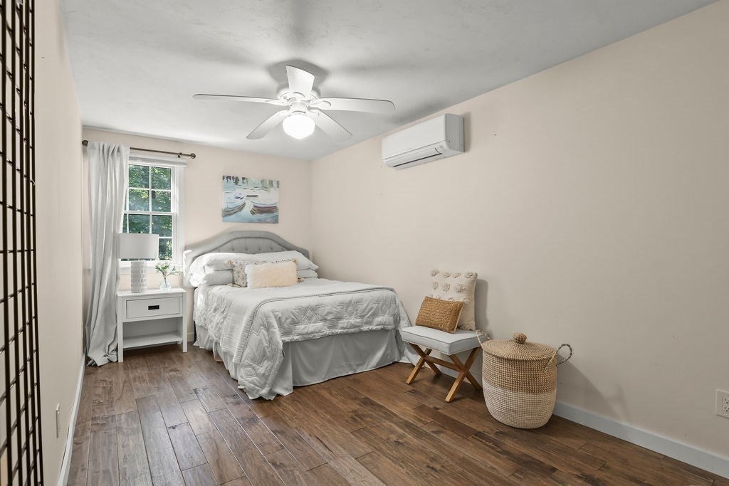 11 Barrett LN, Bellingham, MA Photo #30